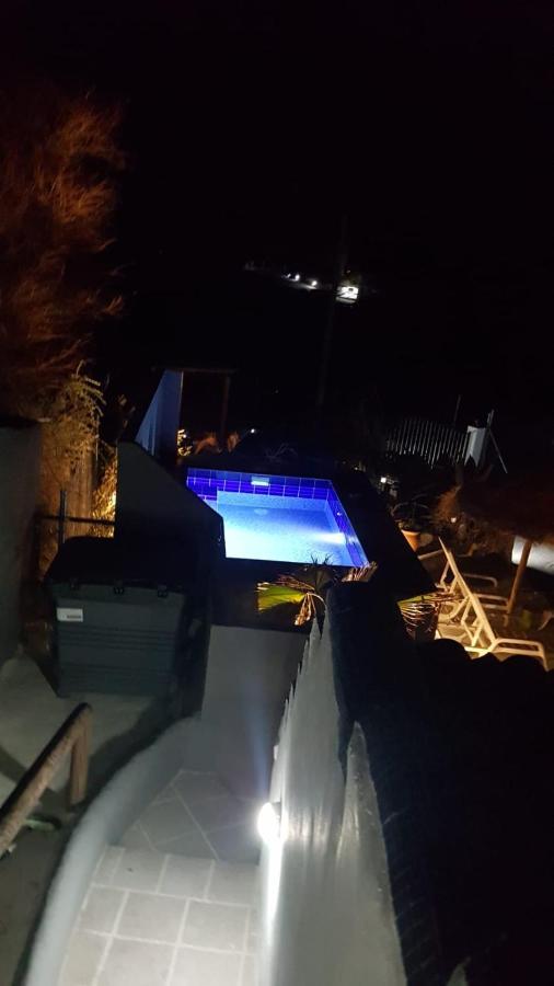 The Cave Of Dreams Bed & Breakfast Baza Luaran gambar