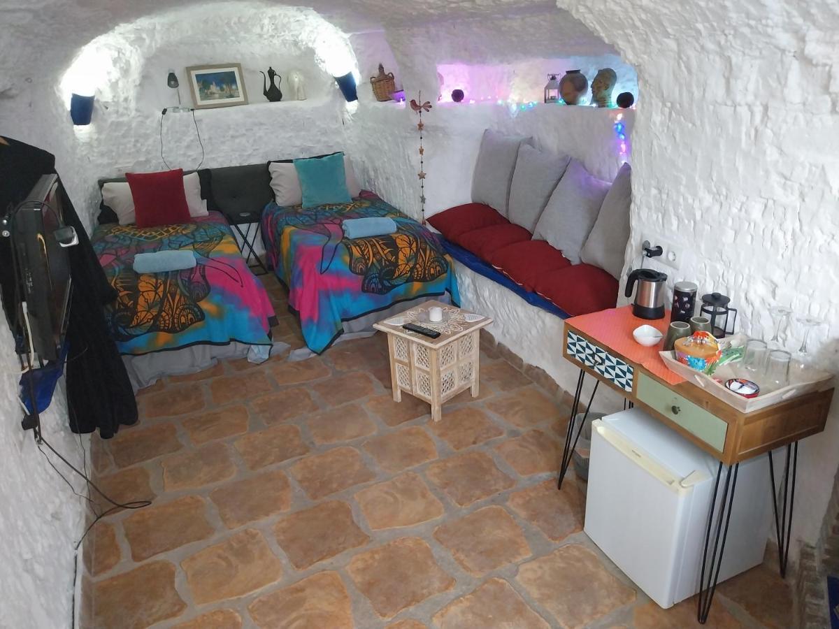 The Cave Of Dreams Bed & Breakfast Baza Luaran gambar