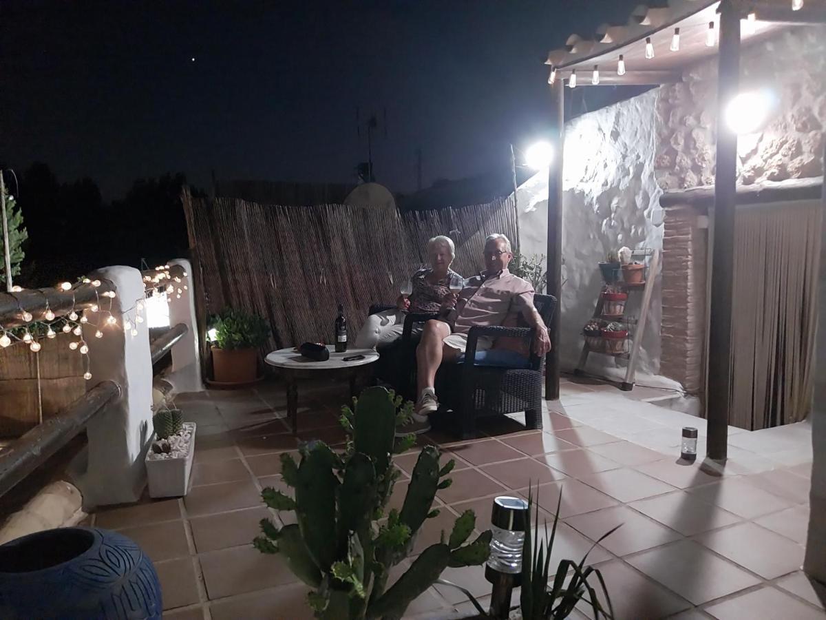 The Cave Of Dreams Bed & Breakfast Baza Luaran gambar