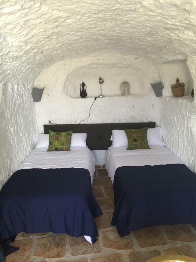The Cave Of Dreams Bed & Breakfast Baza Luaran gambar